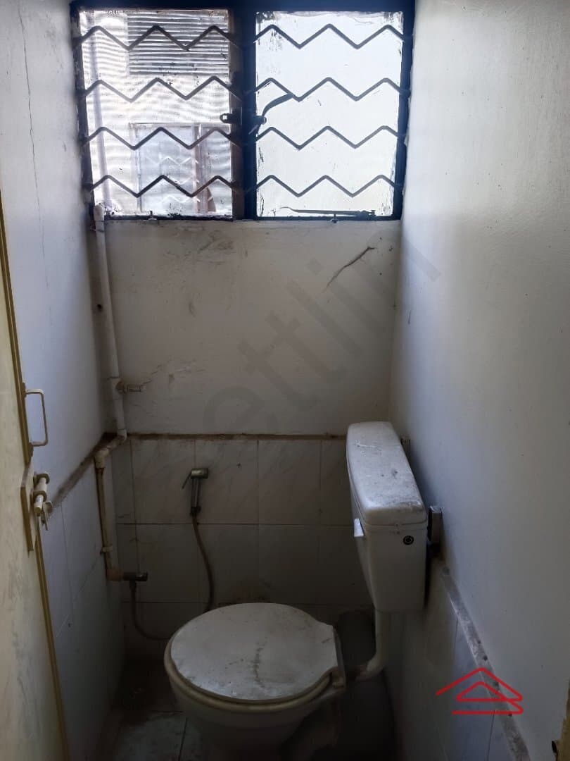 bathrooms-qwa7.jpg