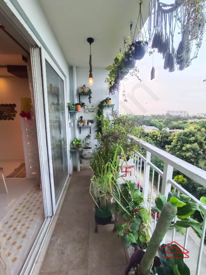 Balcony 1