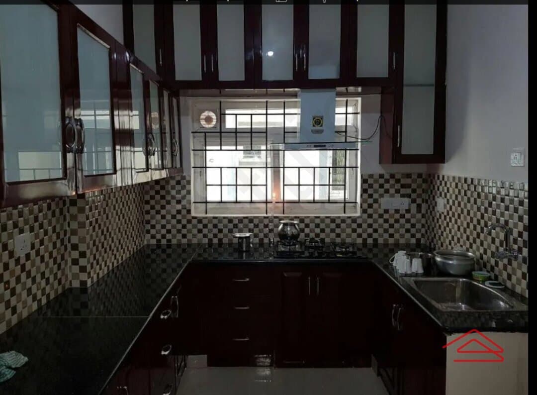 Kitchen 1