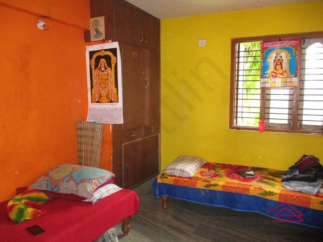 bedrooms-kARS.jpg