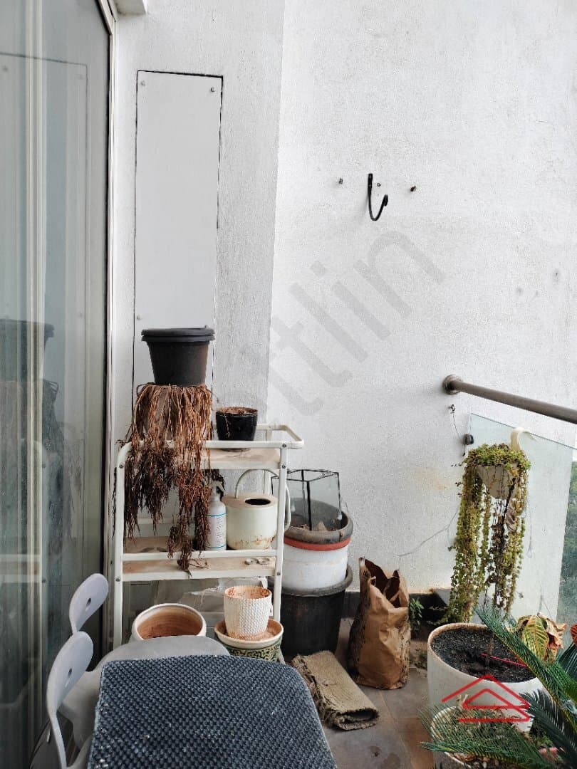 Balcony 1