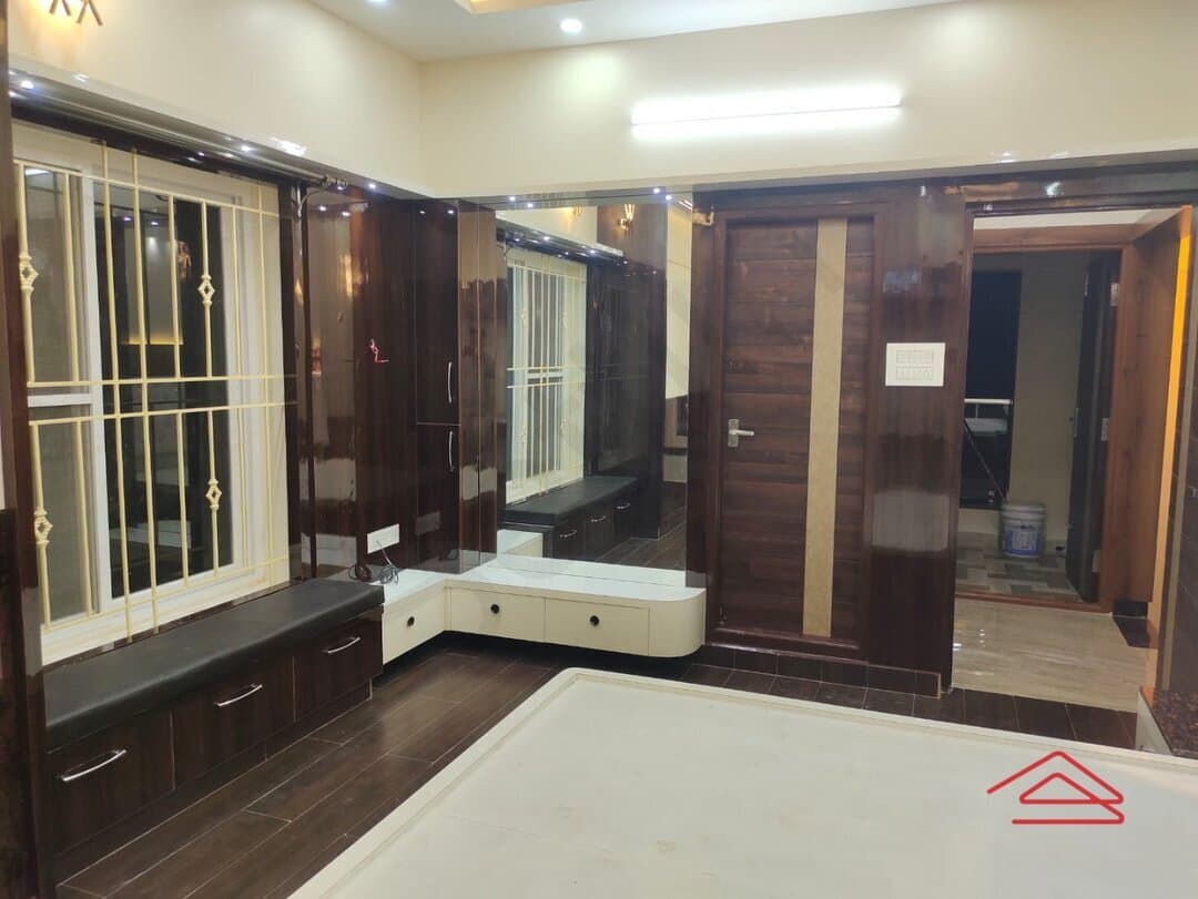 bedrooms-zRKv.jpg