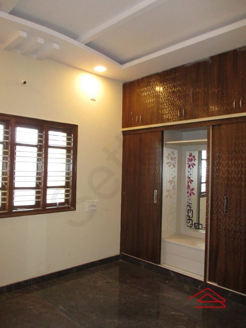 bedrooms-CHqt.jpg