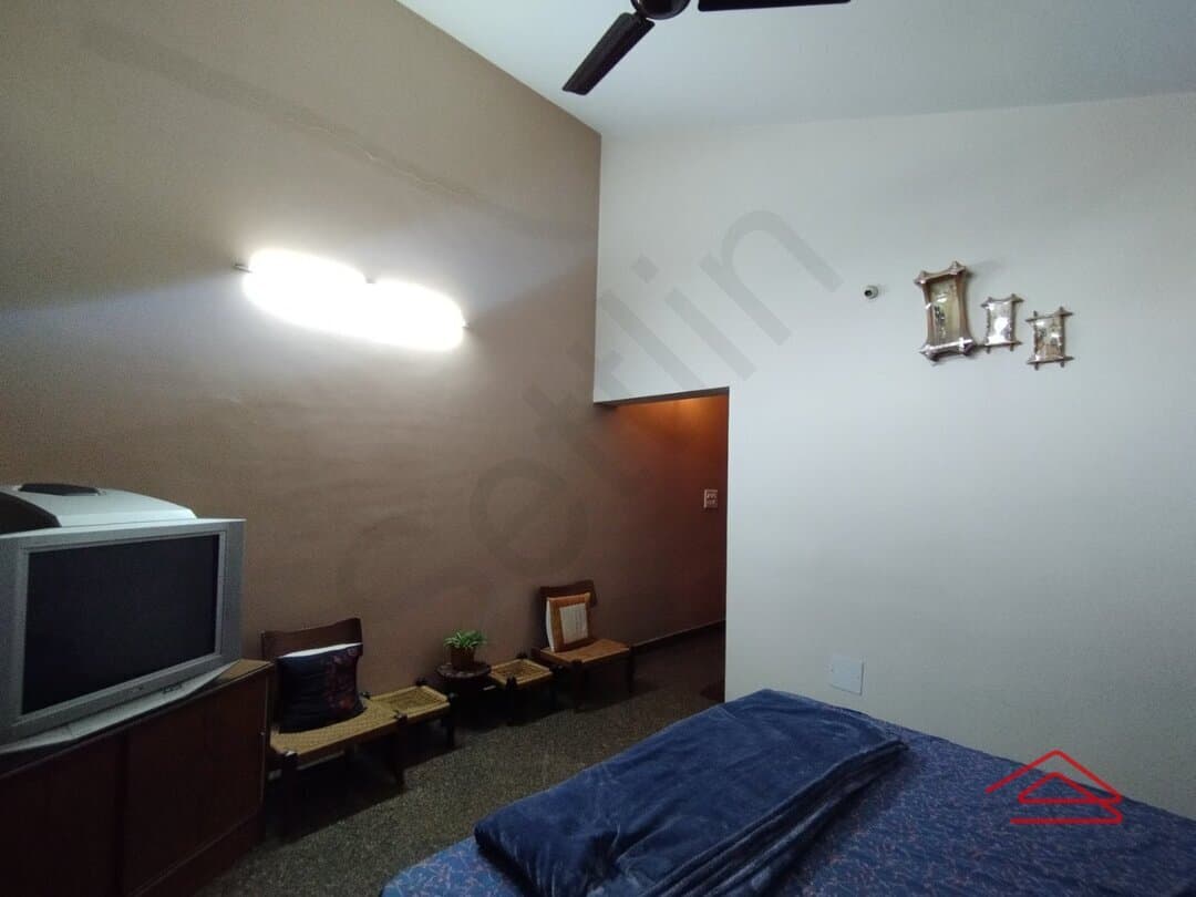 bedrooms 4