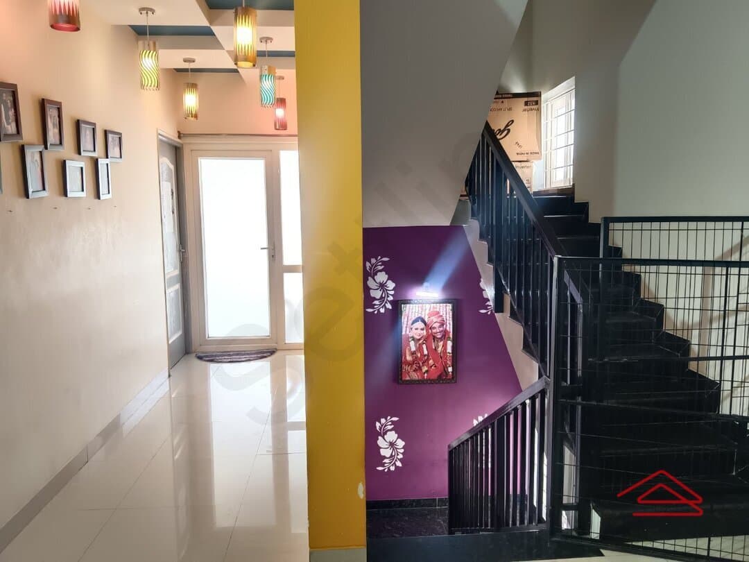 Hall 2