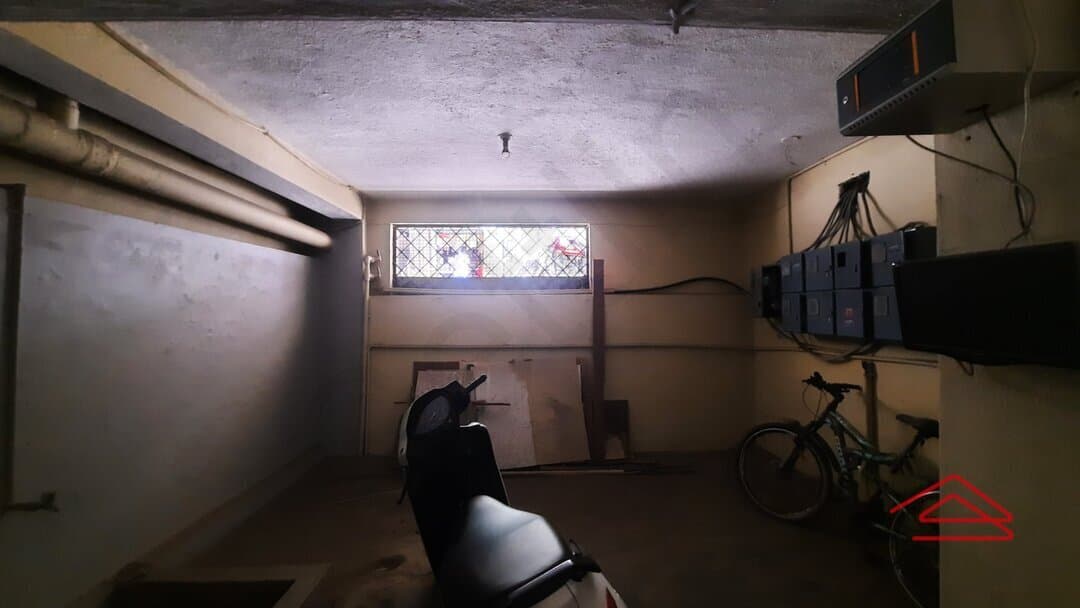 parkings-L4wm.jpg