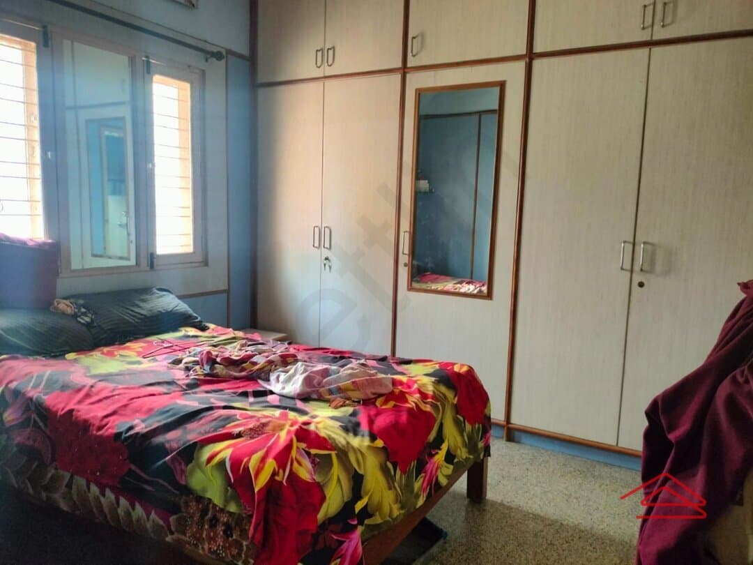 bedrooms-9oxk.jpg