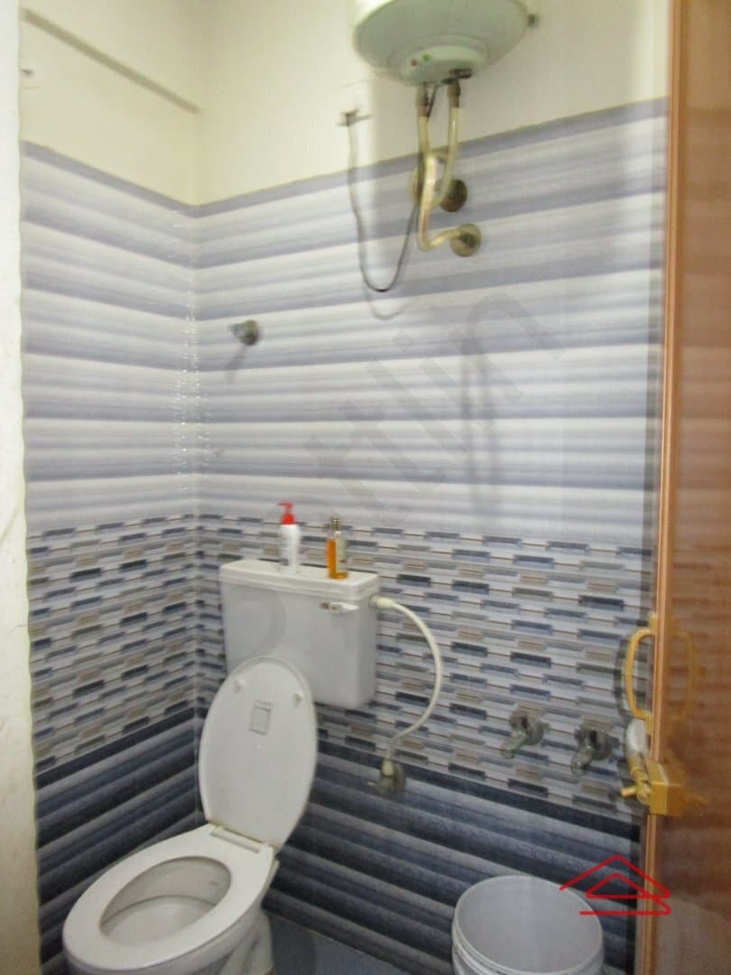 bathrooms-2sMS.jpg