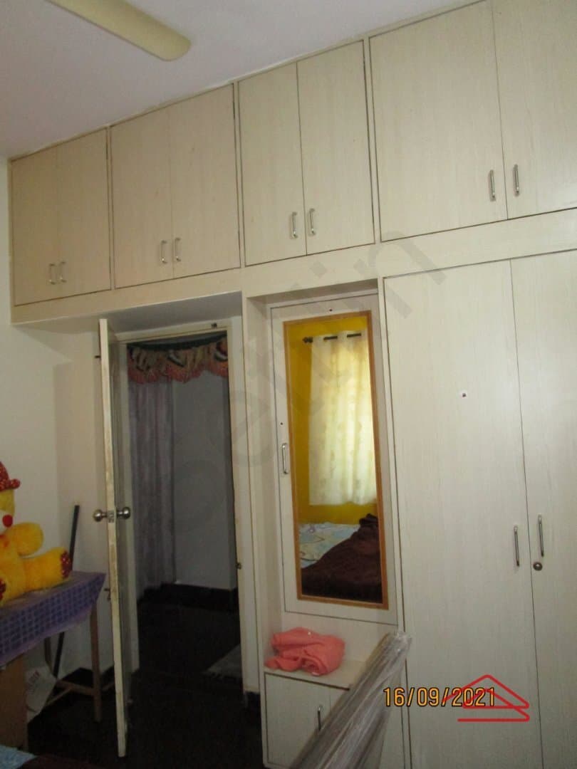 bedrooms-fWaM.jpg