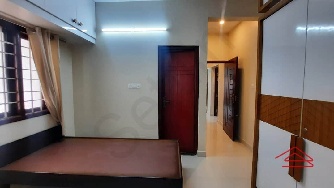 bedrooms-b8CF.jpg