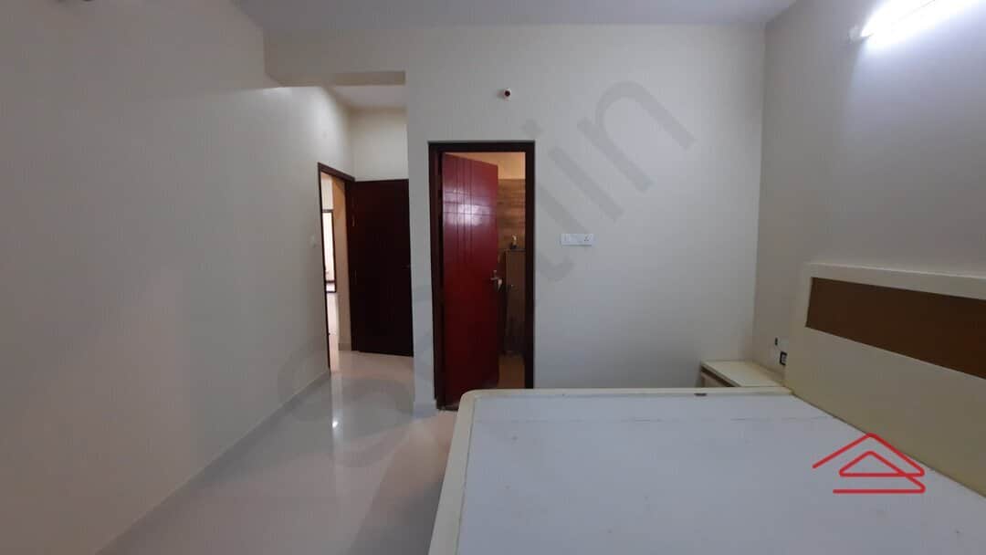 bedrooms-gRb8.jpg