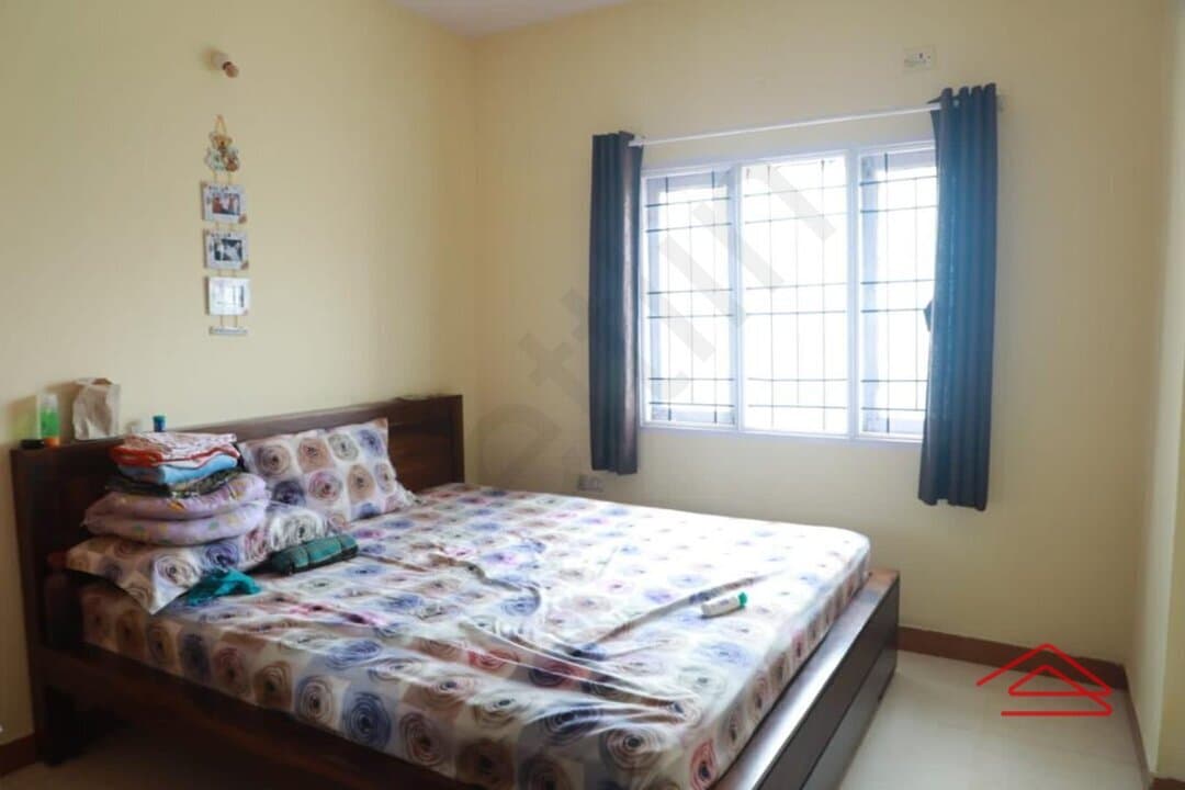 bedrooms-n5F2.jpg
