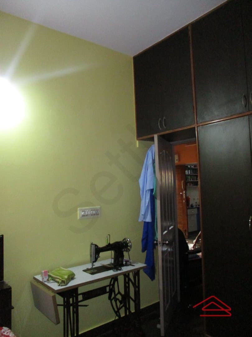 bedrooms-bK2f.jpg