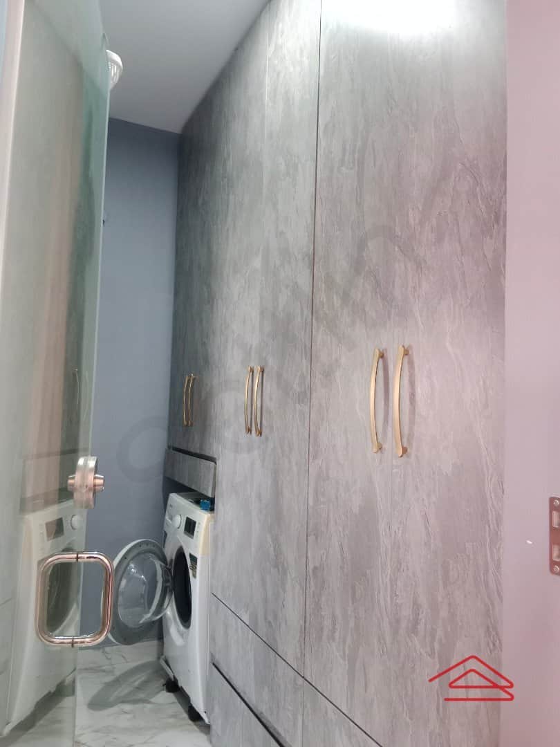 Sub Unit : bathrooms 1