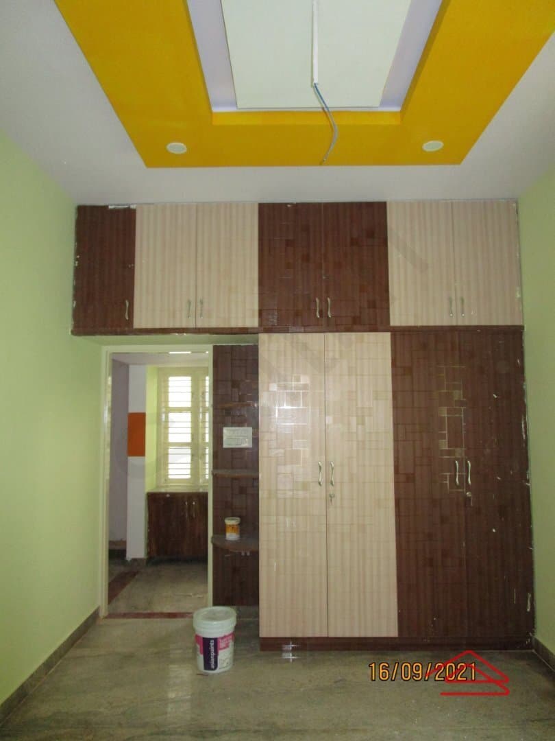 bedrooms-TMsz.jpg