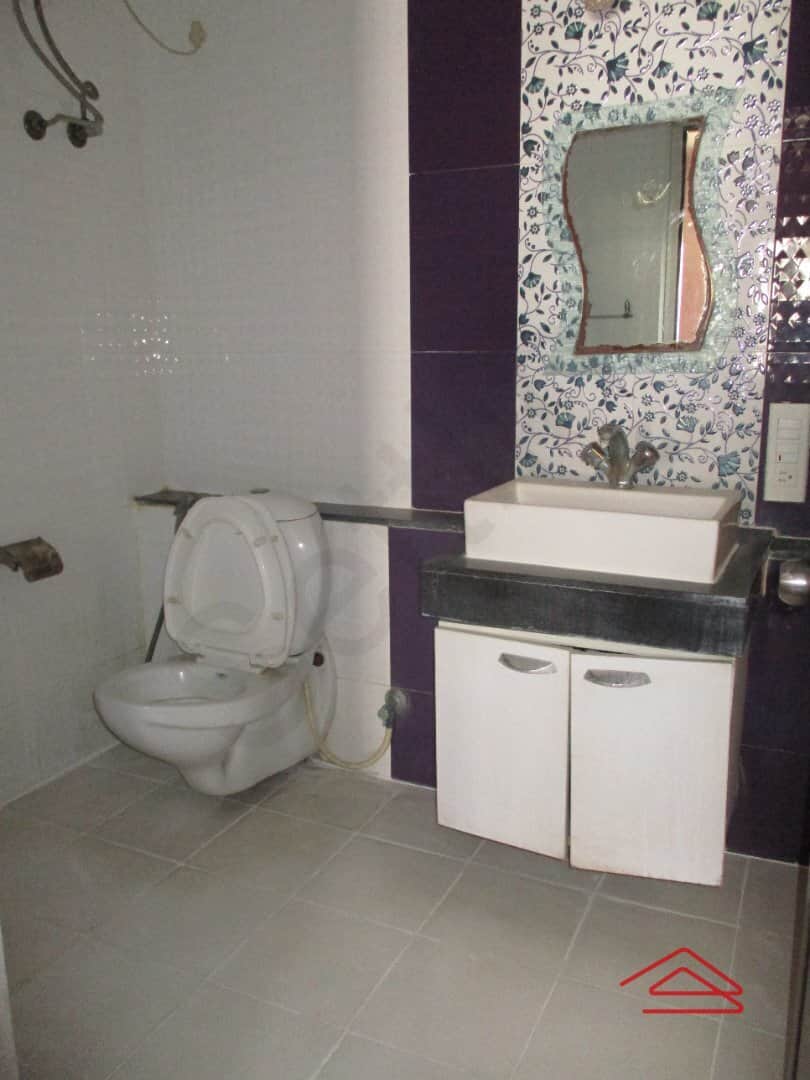 Bathroom 4