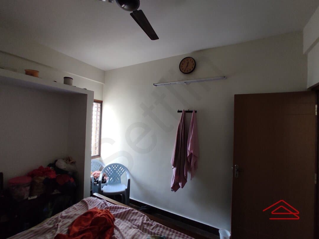 bedrooms-26uu.jpg
