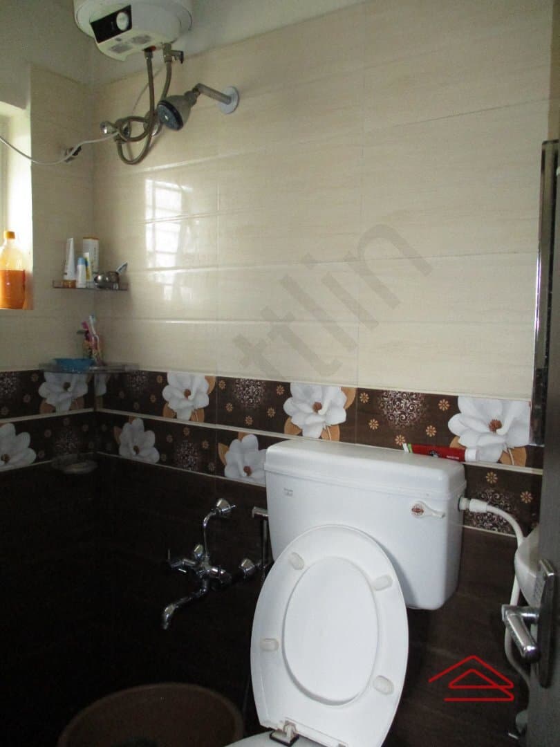 bathrooms-5Kk7.jpg