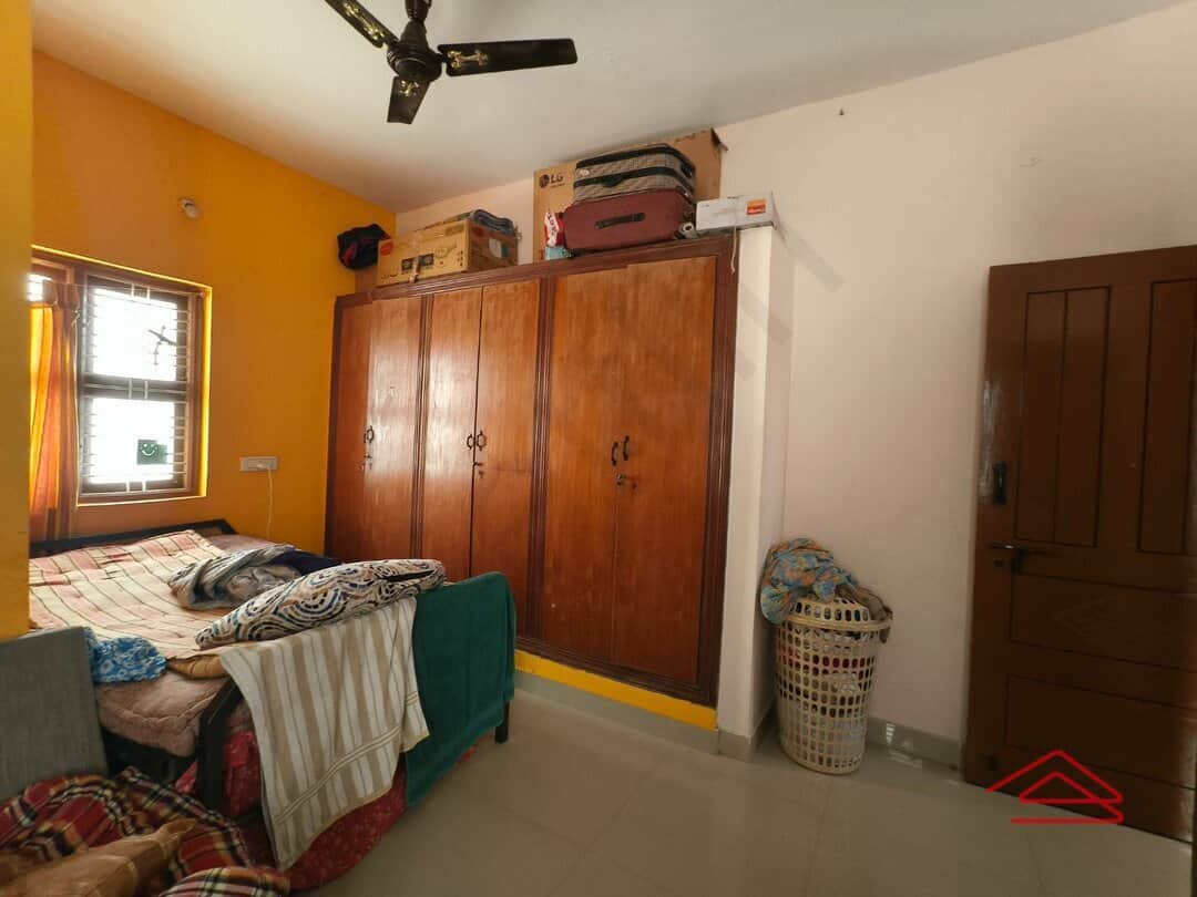 Sub Unit : bedrooms 1