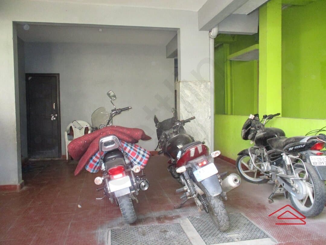 parkings-5Ngj.jpg