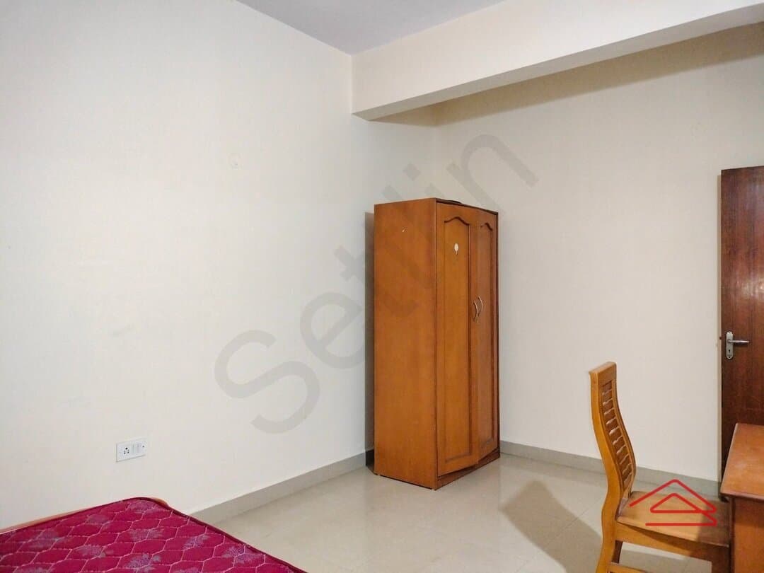 bedrooms-vGDj.jpg