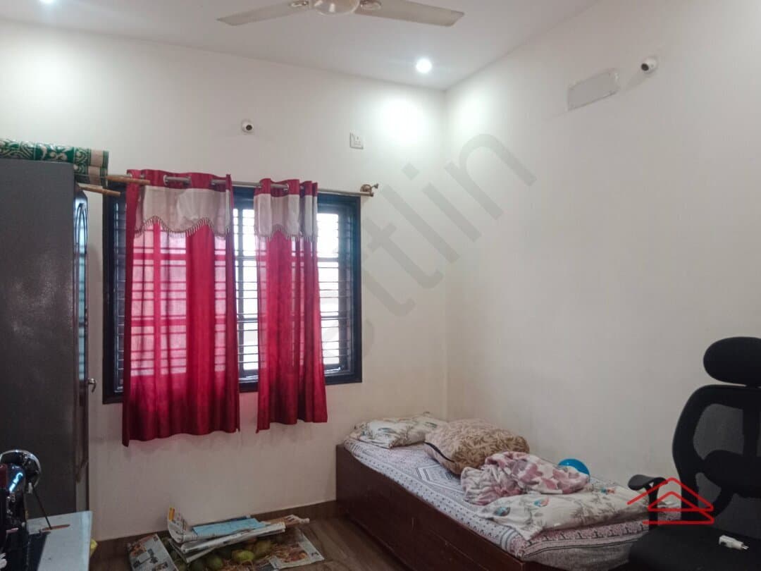 bedrooms-E6yw.jpg
