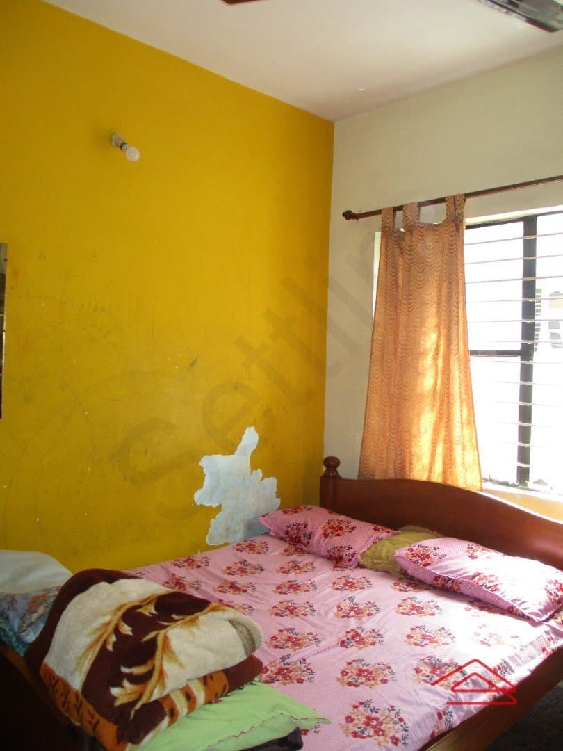 bedrooms-L5og.jpg