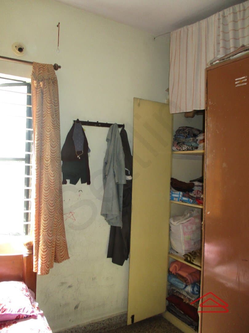 bedrooms-MfJ3.jpg