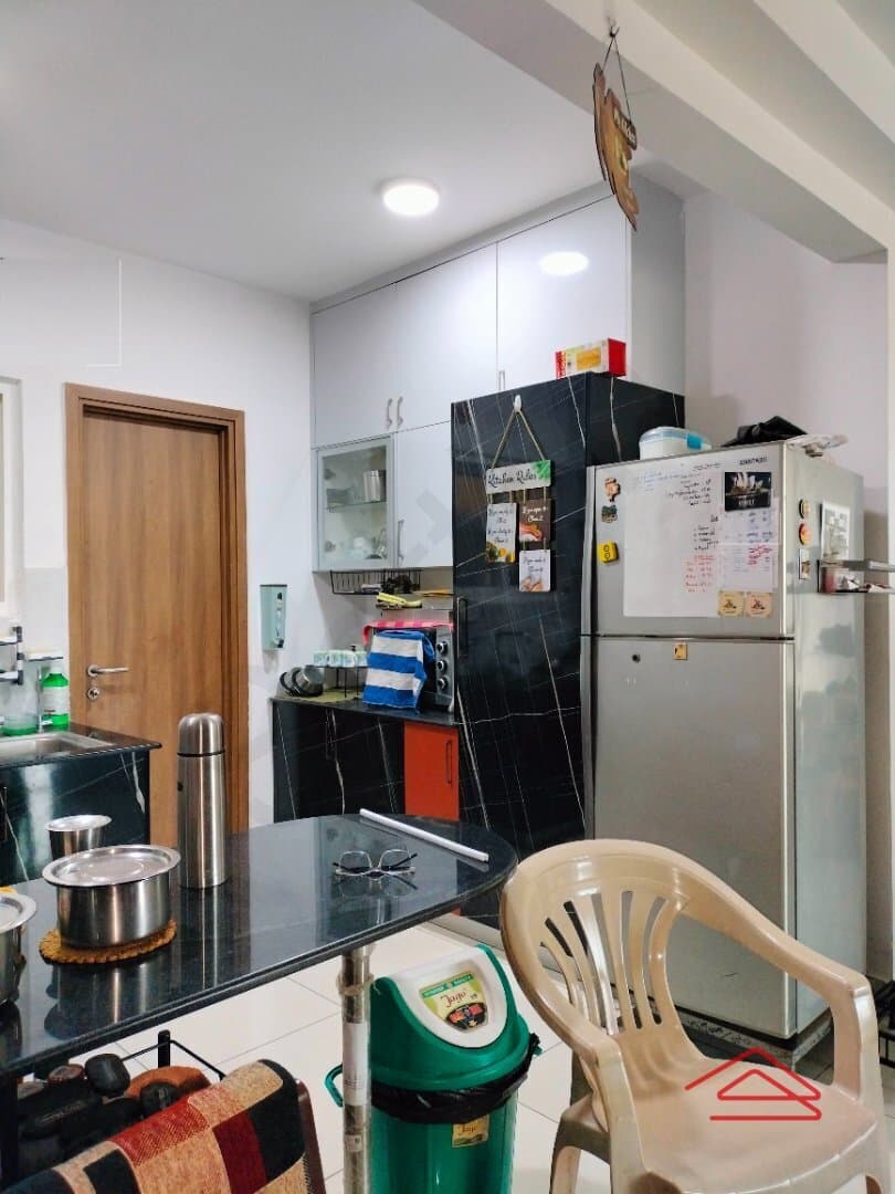 Kitchen 1