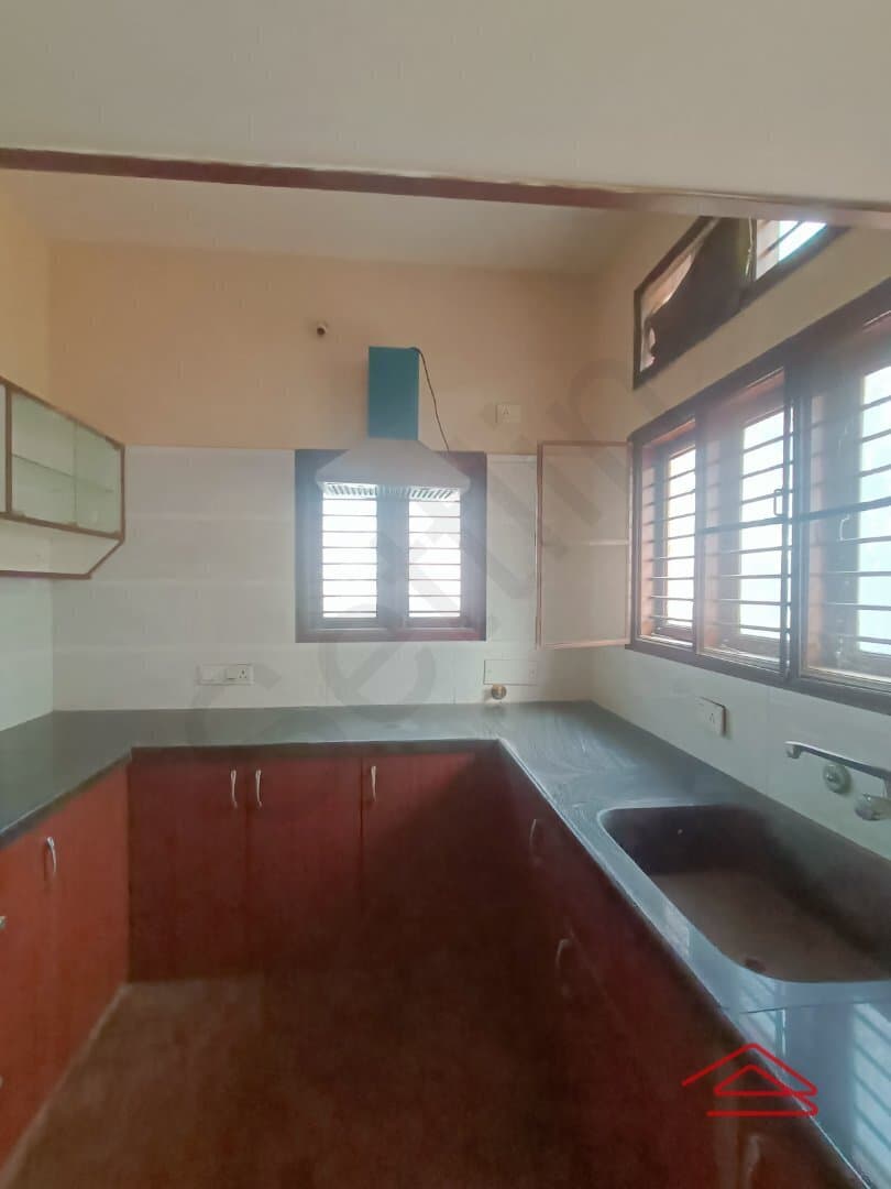 kitchens-8FtH.jpg