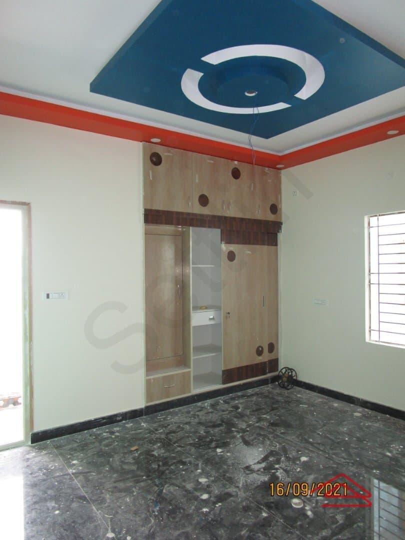 bedrooms-wzKz.jpg