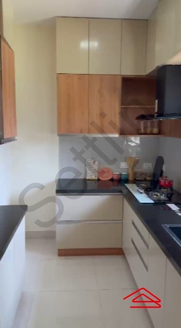 Kitchen 1