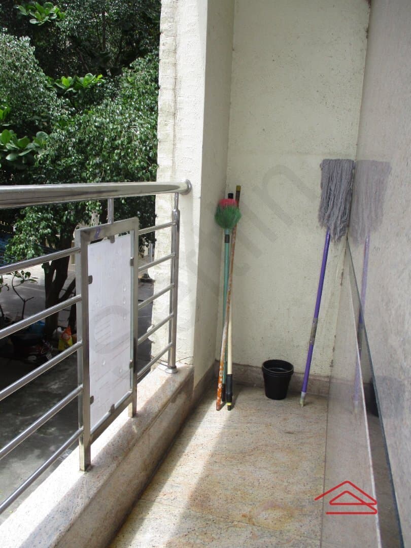 balconies-dgkE.jpg