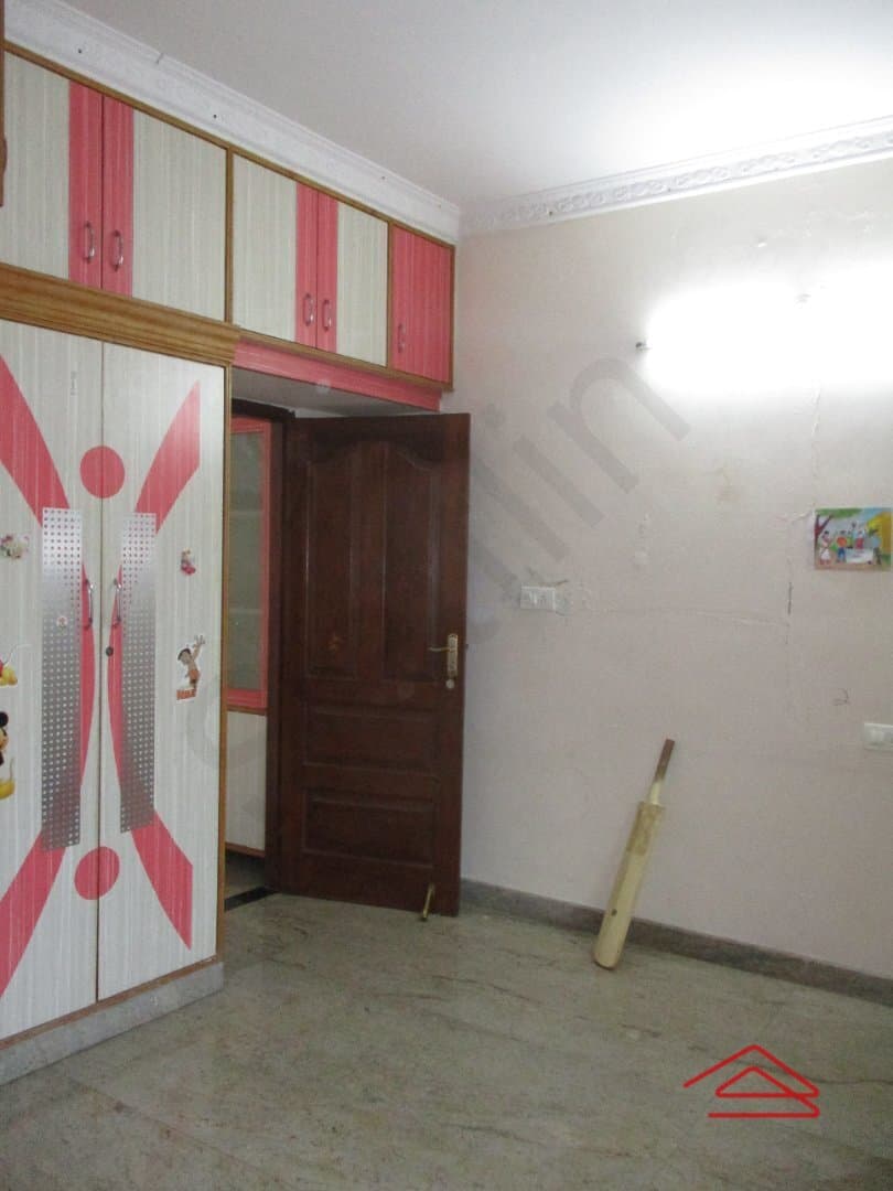 bedrooms-JAw5.jpg