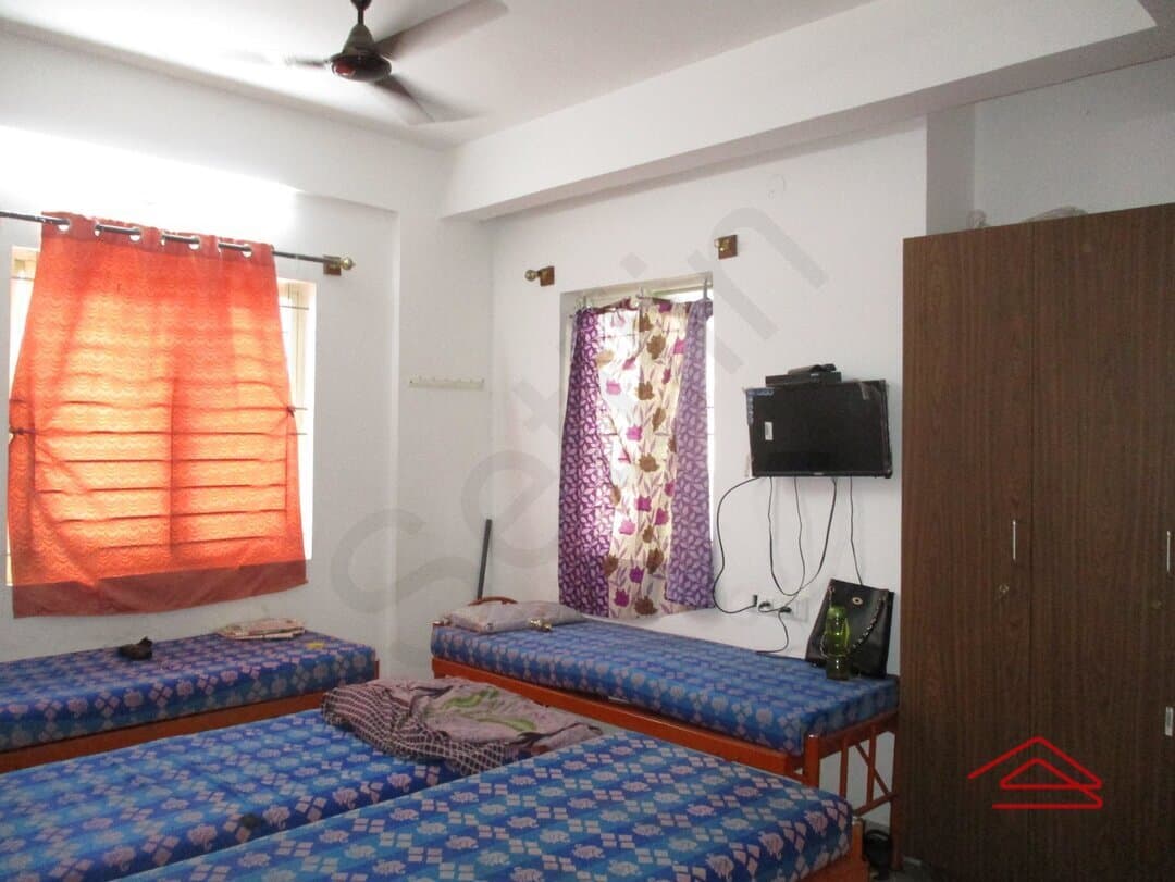bedrooms-4pu4.jpg