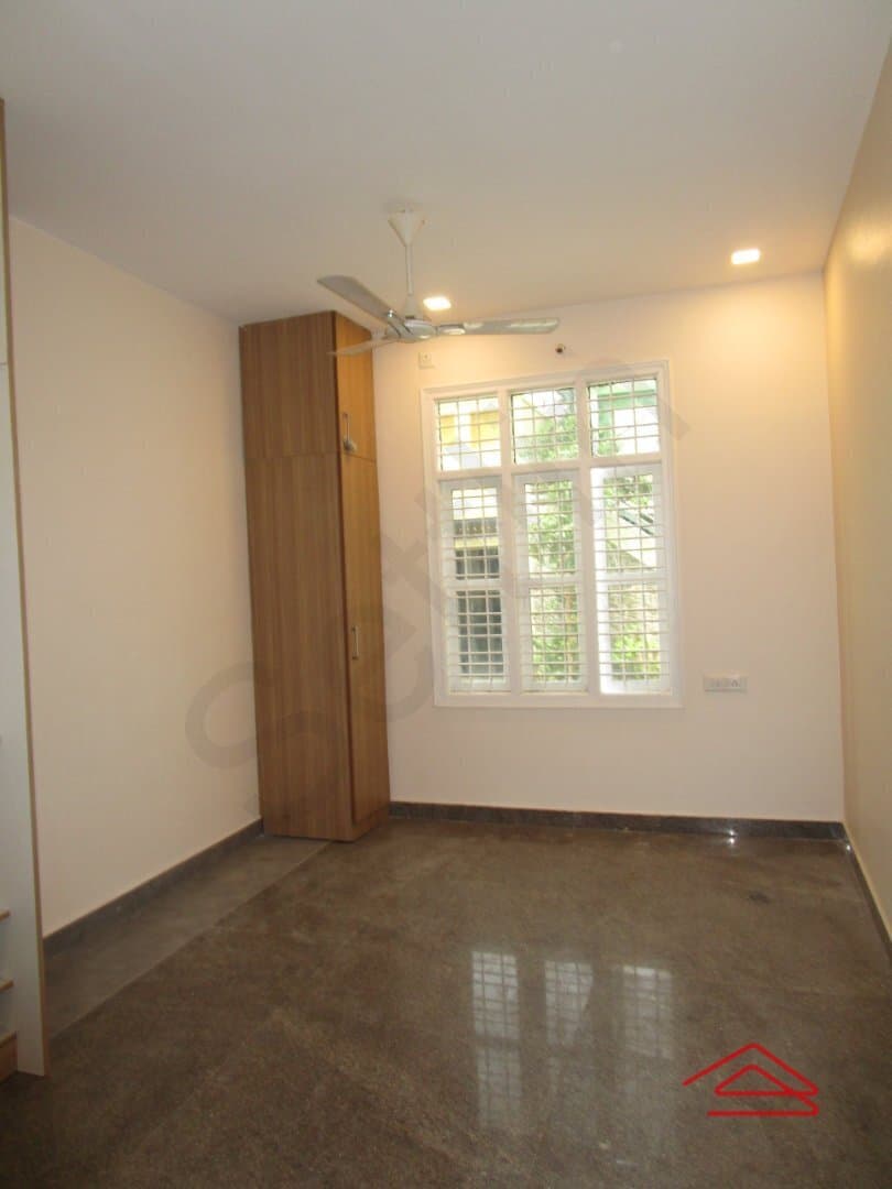 bedrooms-wRQt.jpg