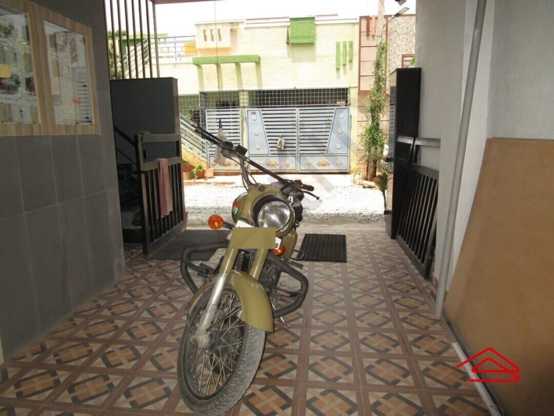 parkings-iqWu.jpg