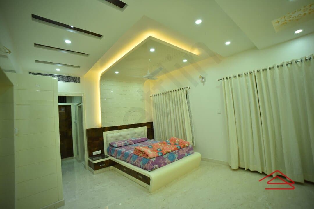 bedrooms-BBzf.jpg