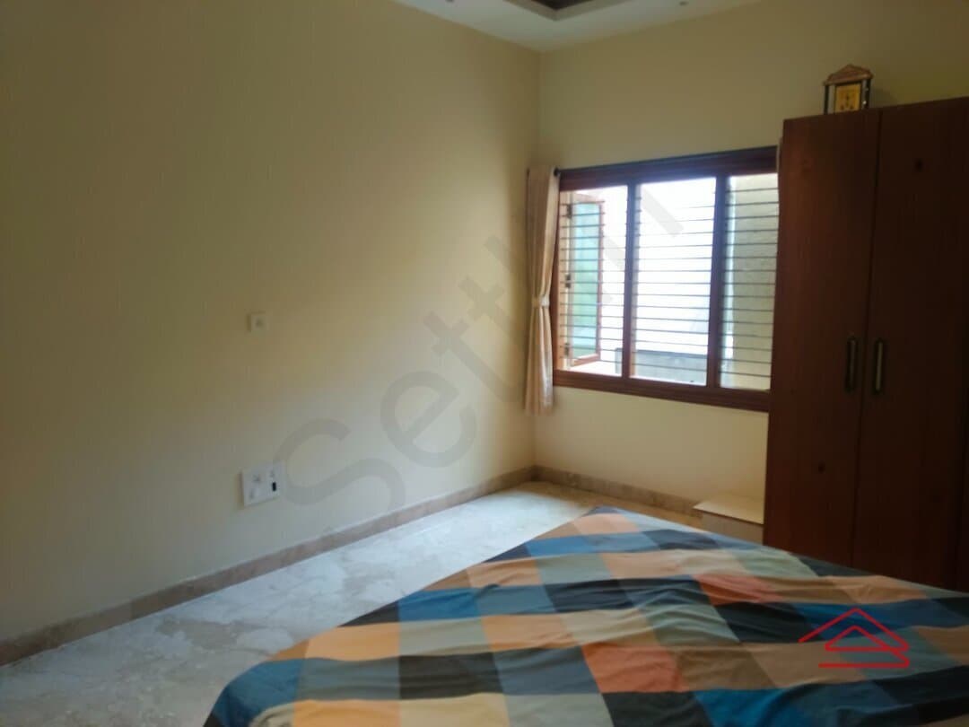 bedrooms-btEv.jpg