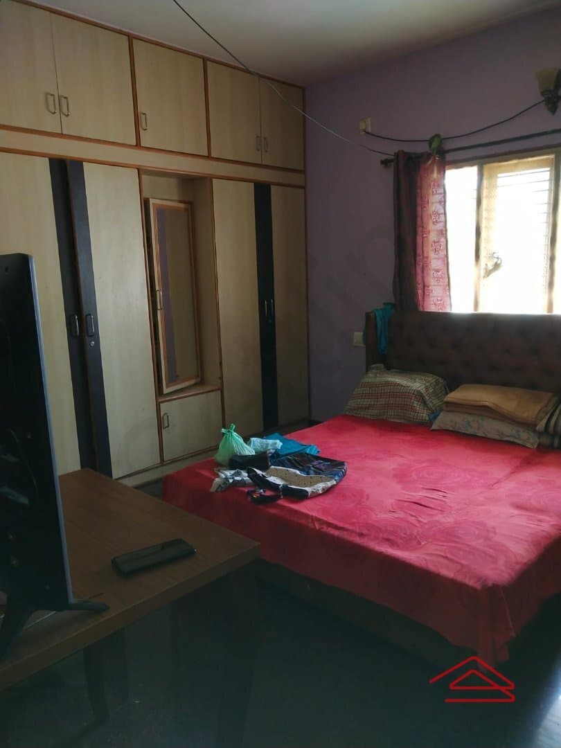 bedrooms-XnB9.jpg