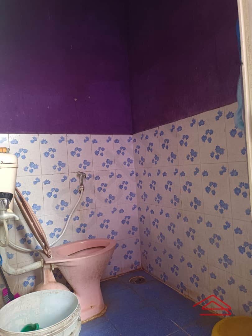 bathrooms-6Zcf.jpg