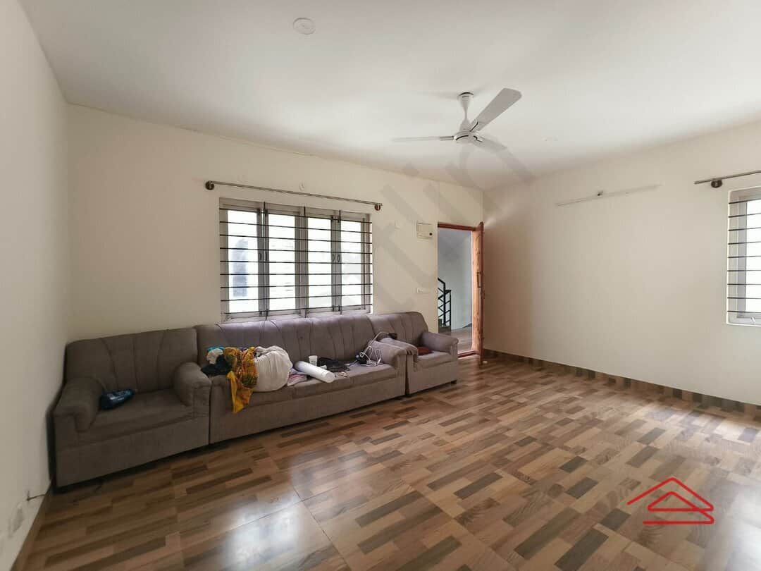 Hall 1