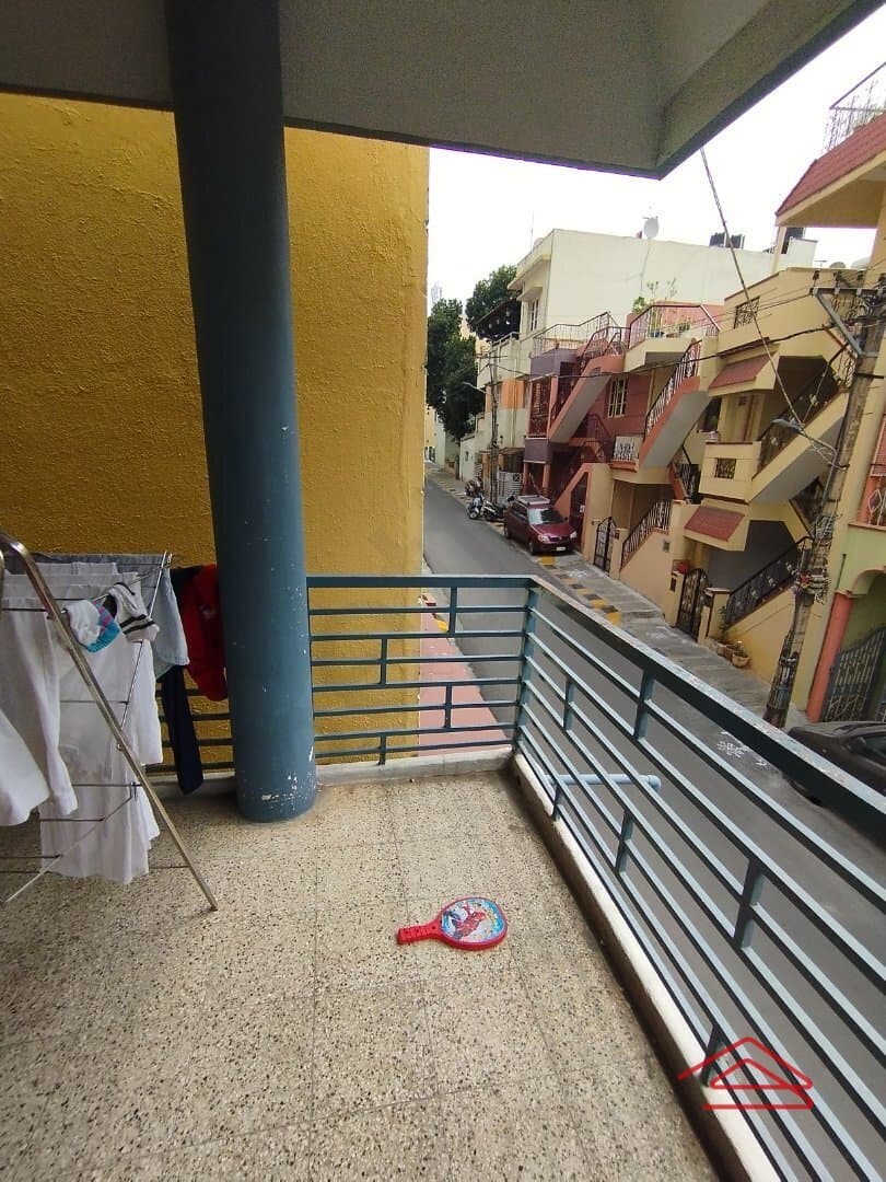 balconies-ho7x.jpg