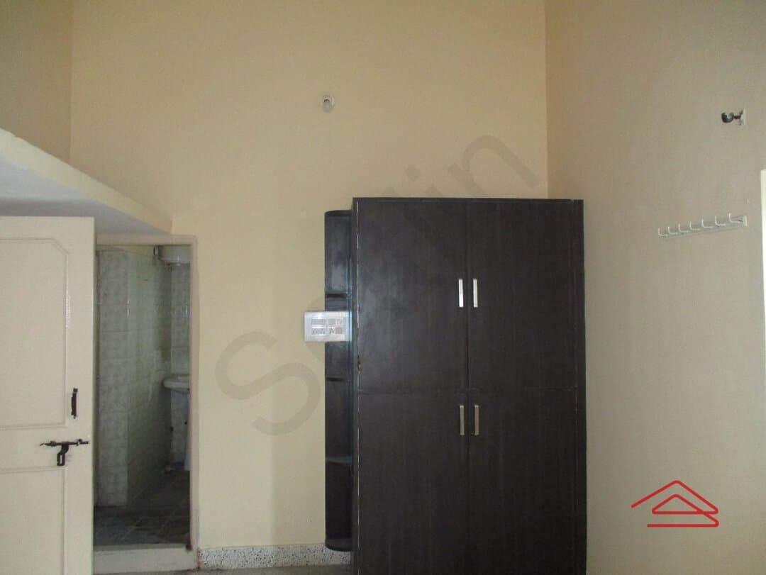 bedrooms-5cYk.jpg