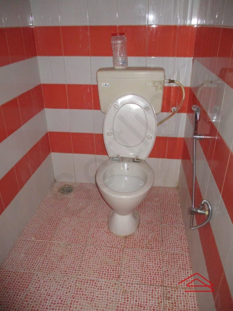 bathrooms-1583921170493.jpg