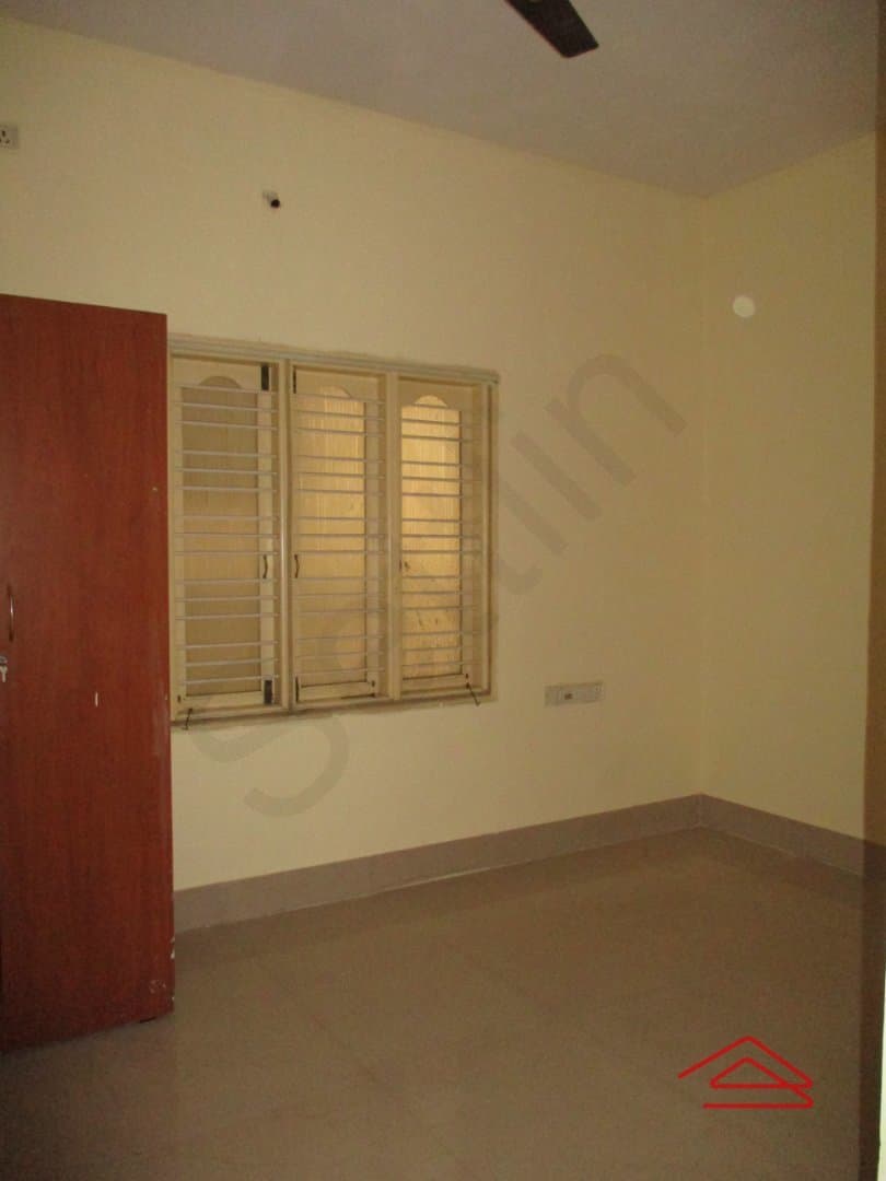 bedrooms-1583921543523.jpg