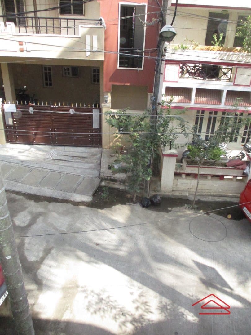 balconies-2qma.jpg
