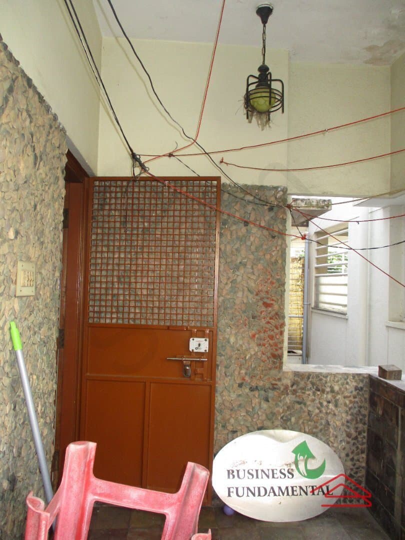balconies-J27k.jpg