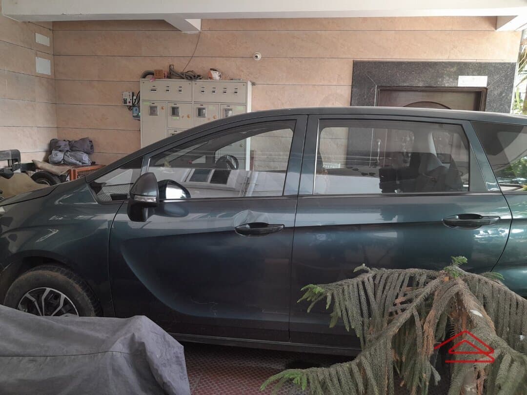 parkings-q5cE.jpg