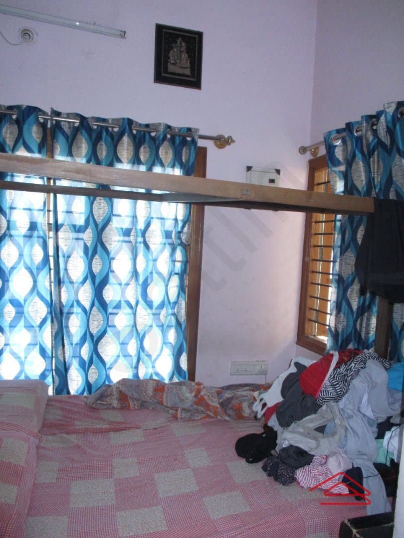 bedrooms-qXDt.jpg